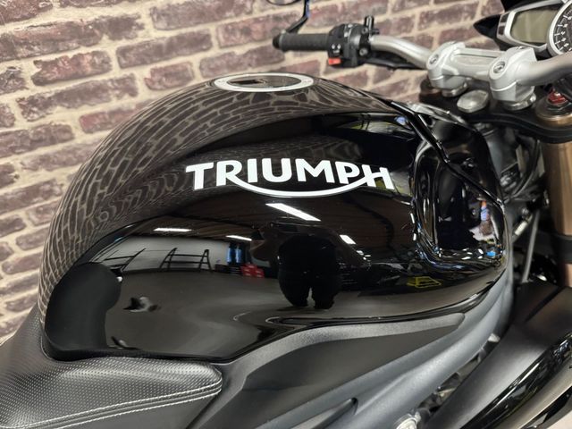 triumph - speed-triple-1050