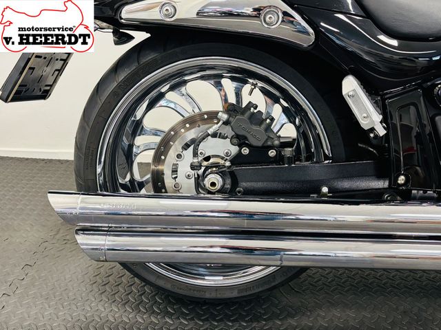 suzuki - m-1800-r-intruder