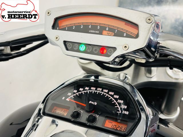 suzuki - m-1800-r-intruder