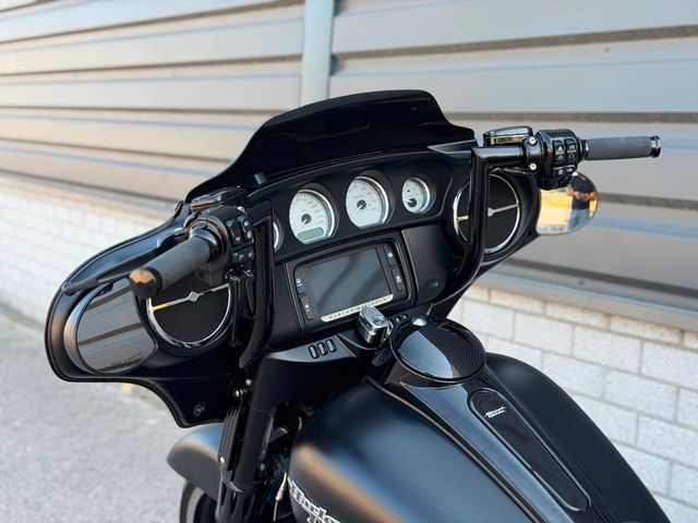harley-davidson - street-glide-flhx