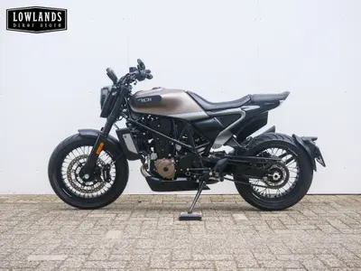 HUSQVARNA SVARTPILEN 701 – foto 2
