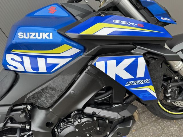suzuki - gsx-s-950