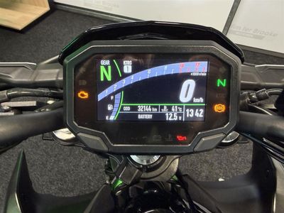 KAWASAKI Z650 – foto 2
