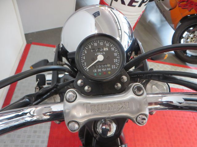 triumph - bonneville