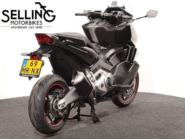 honda - nss-750-forza