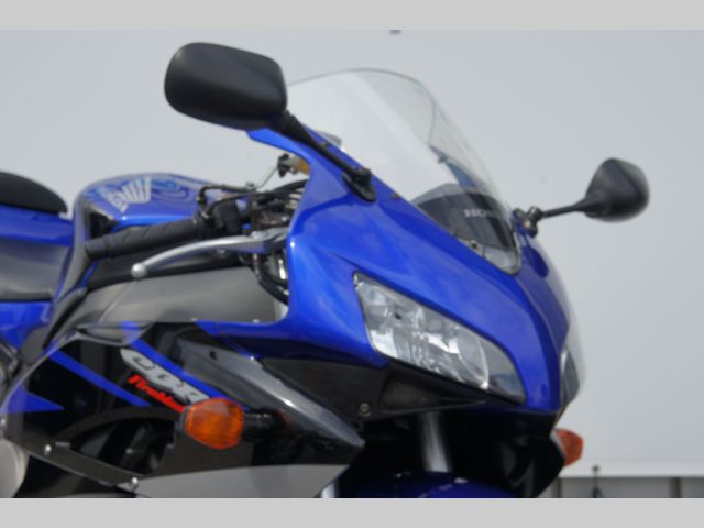 honda - cbr-1000-rr-fireblade