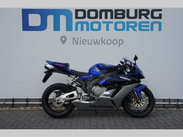 honda - cbr-1000-rr-fireblade