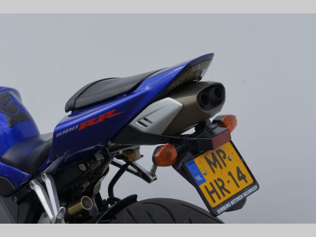 honda - cbr-1000-rr-fireblade