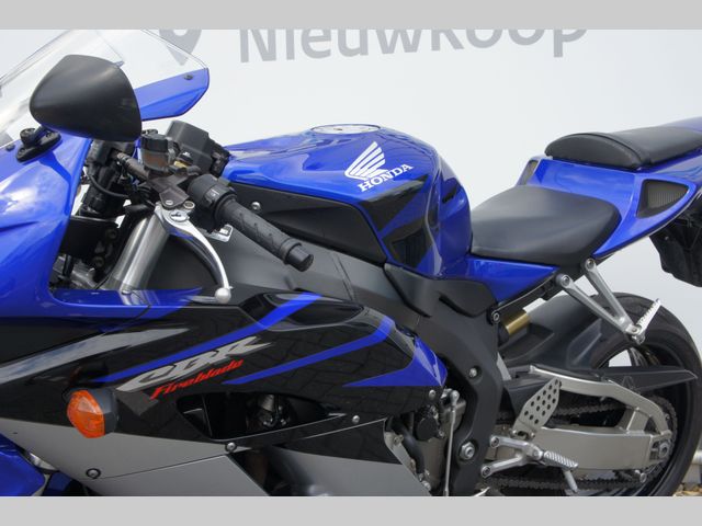 honda - cbr-1000-rr-fireblade
