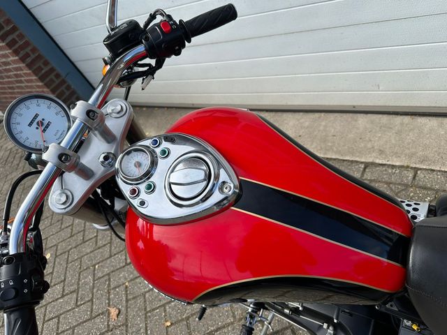 triumph - speedmaster
