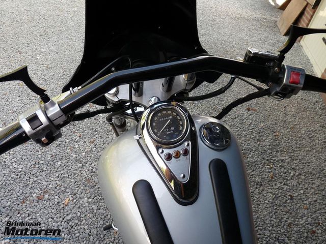kawasaki - vn-800-vulcan