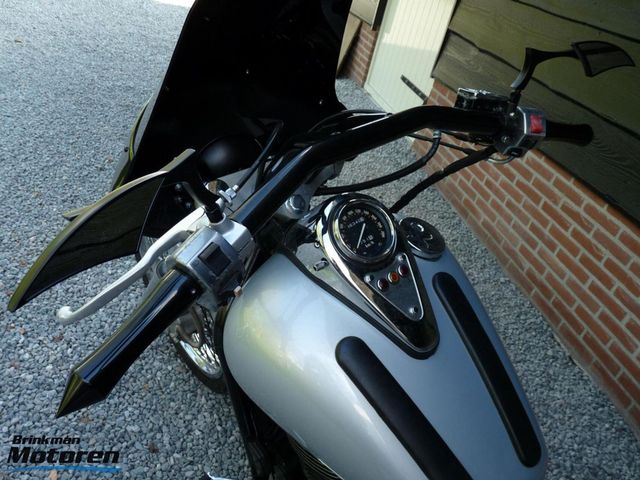 kawasaki - vn-800-vulcan