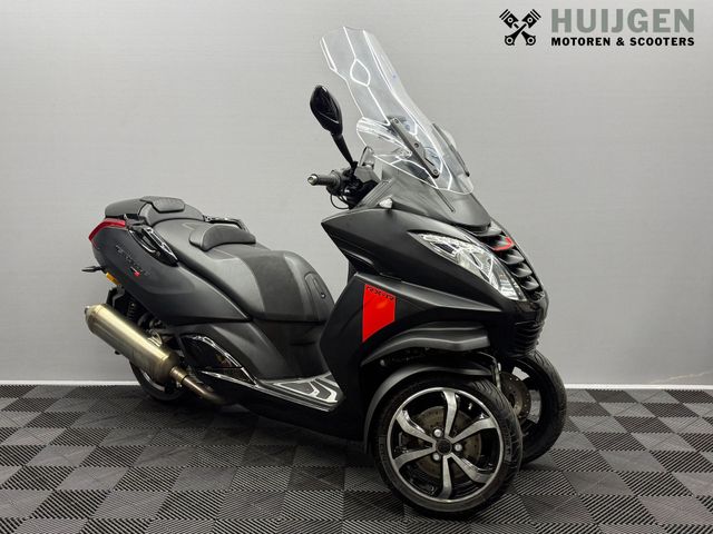 peugeot - metropolis-400
