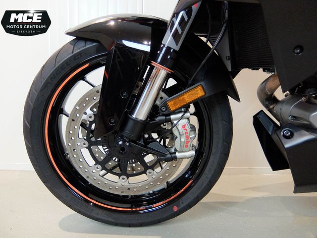 ktm - 1290-super-duke-gt