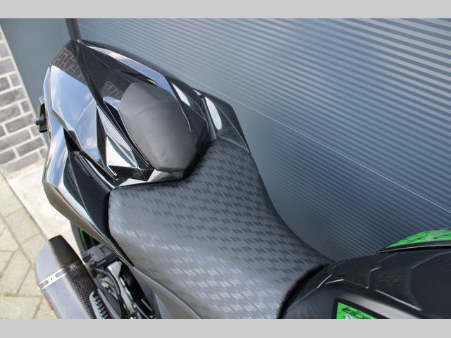 kawasaki - z-800-abs