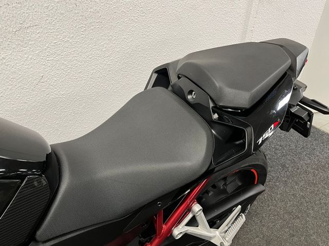 honda - cb-750-hornet