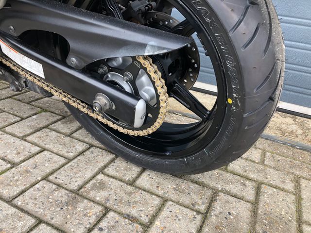 suzuki - sfv-650-gladius-abs