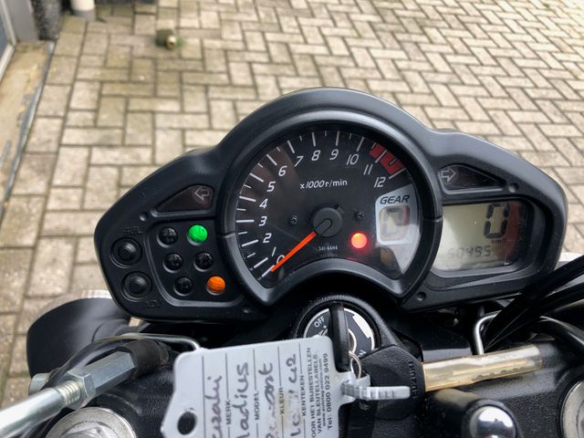 suzuki - sfv-650-gladius-abs