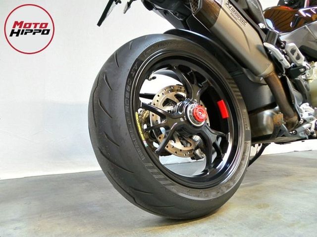 ducati - multistrada-v4-pikes-peak
