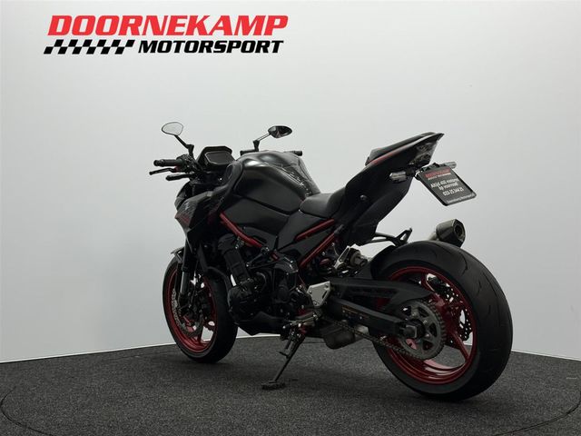 kawasaki - z900