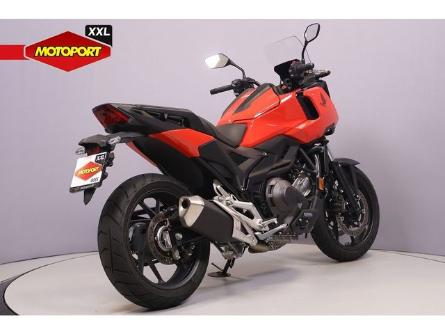 honda - nc-750-x-dct