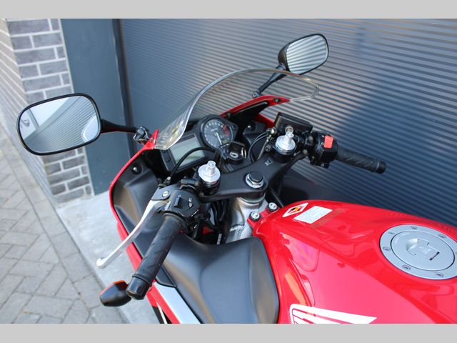 honda - cbr-600-f