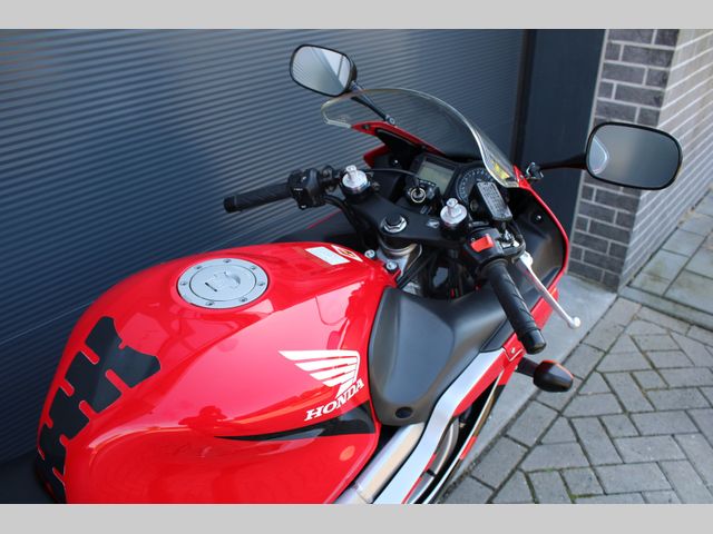 honda - cbr-600-f