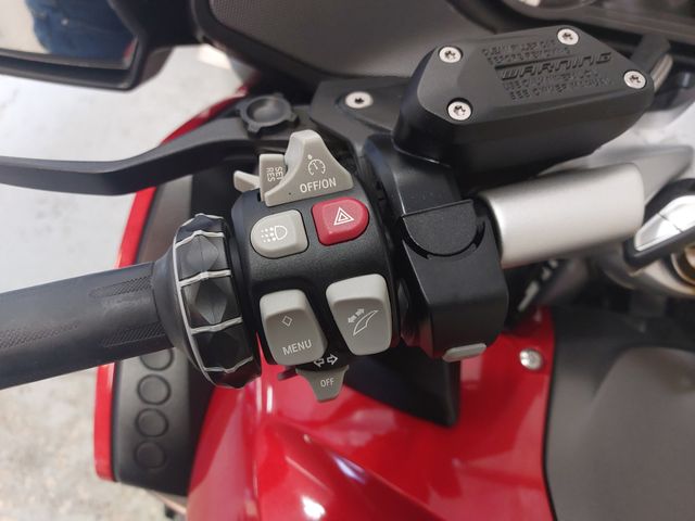 bmw - r-1250-rt
