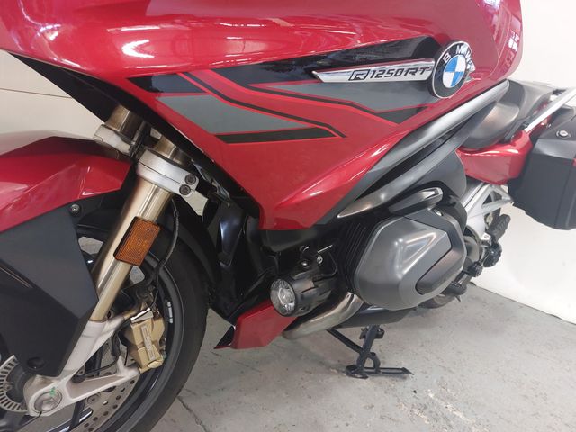 bmw - r-1250-rt