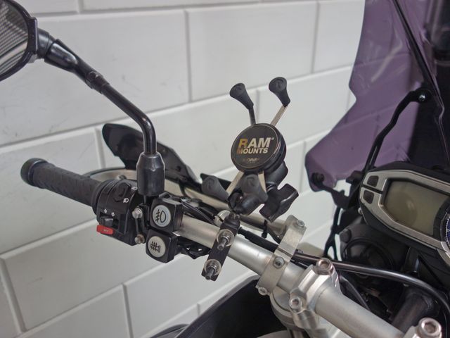 triumph - tiger-800-xc