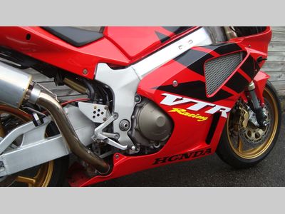 HONDA VTR 1000 SP 1 – foto 3