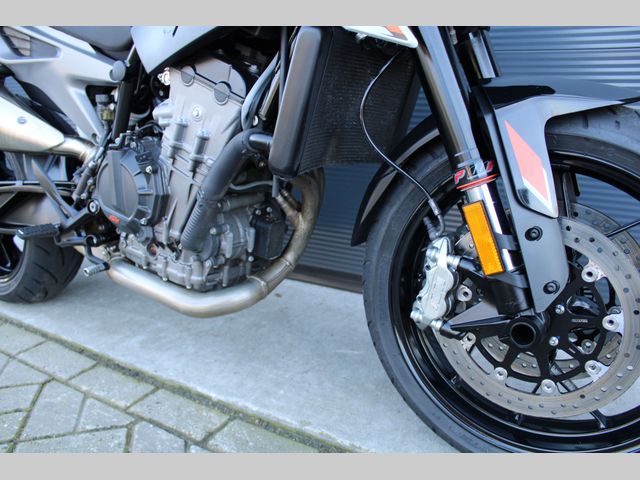 ktm - 790-duke