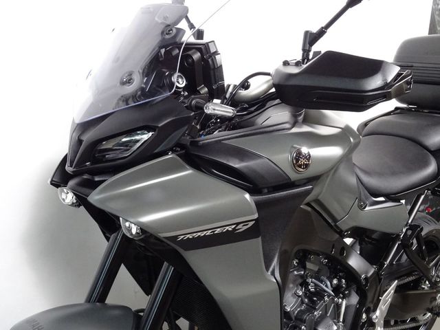 yamaha - tracer-9