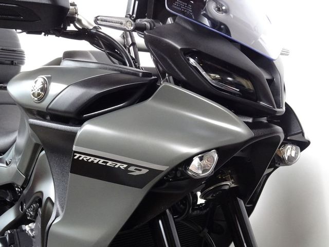 yamaha - tracer-9