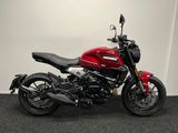 MOTO MORINI SEIEMMEZZO STR
