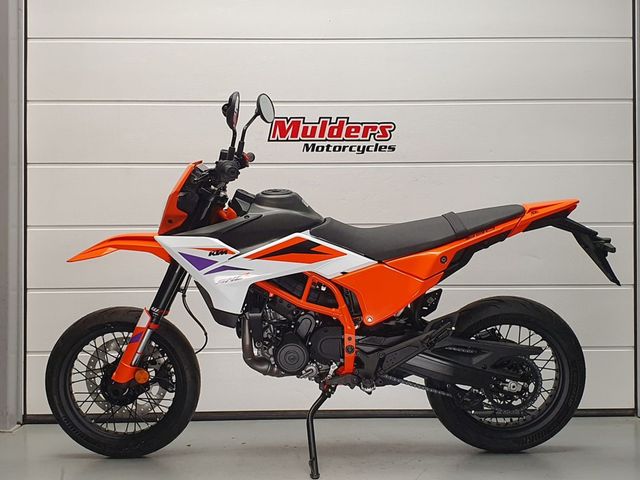 ktm - 390-smc-r