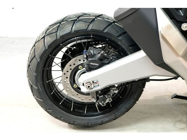 honda - x-adv
