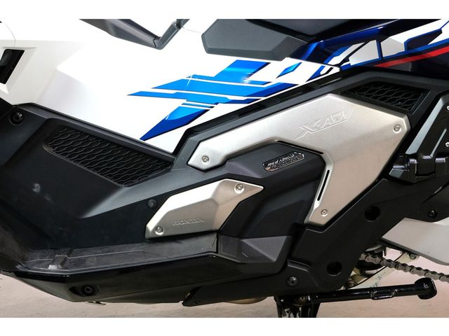 honda - x-adv