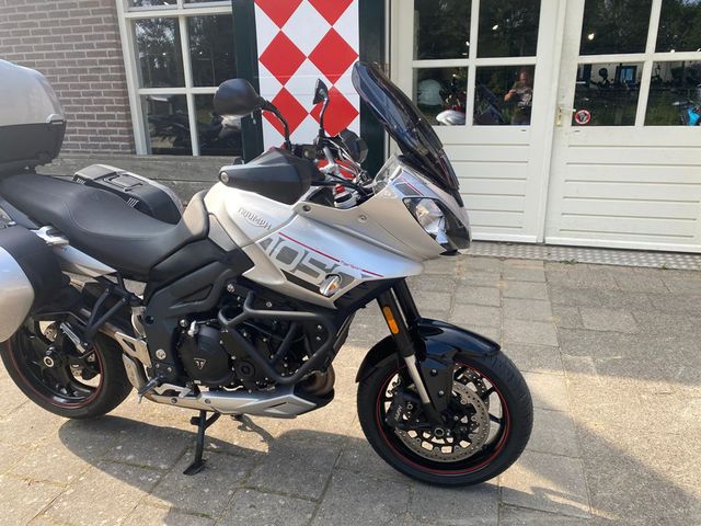 triumph - tiger-1050-sport
