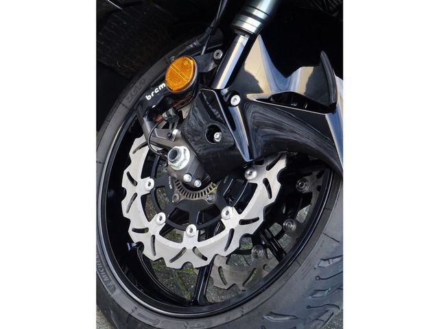 suzuki - gsx-r-1300-hayabusa