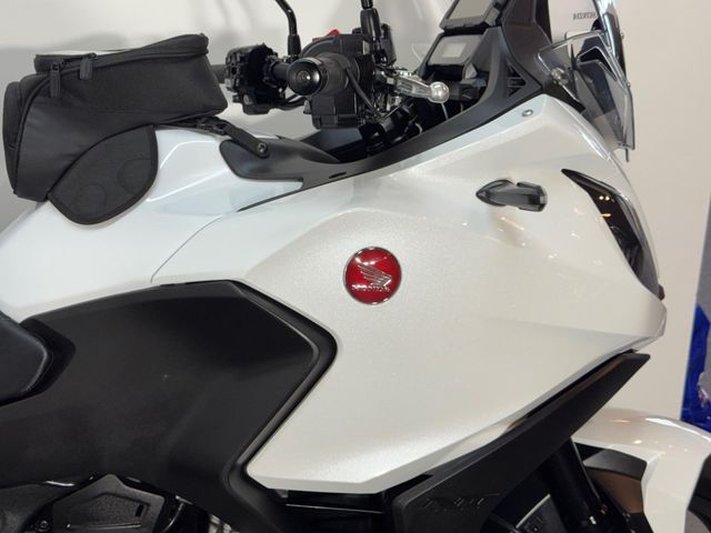 honda - nt-1100