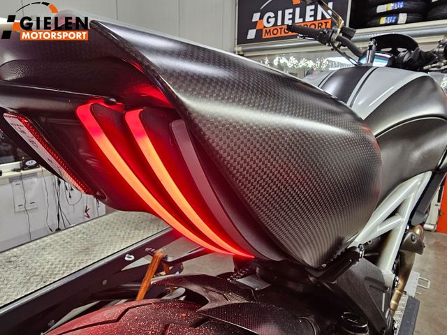 ducati - diavel-carbon