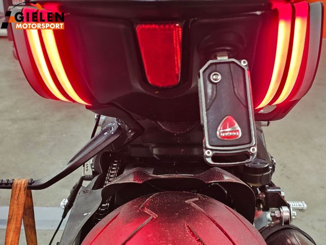 ducati - diavel-carbon