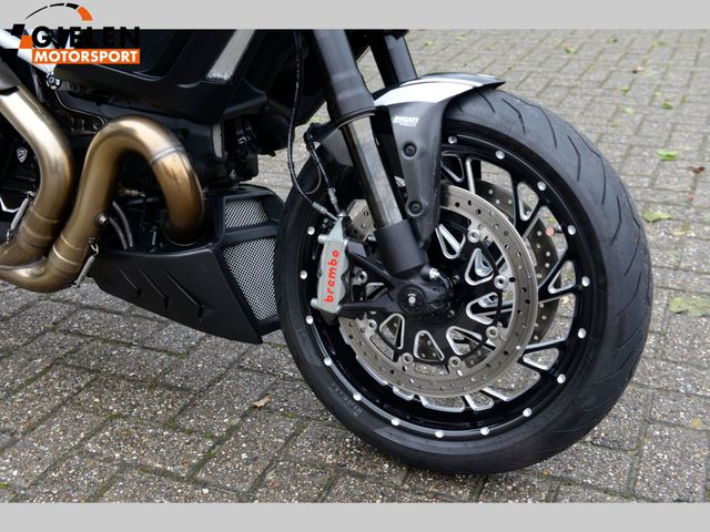 ducati - diavel-carbon