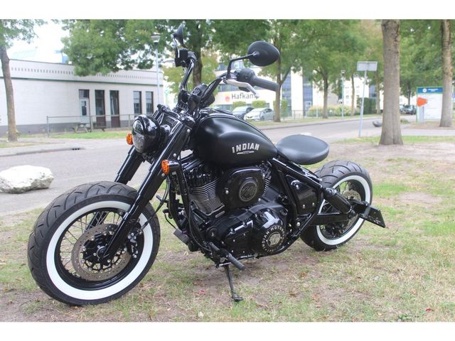 indian - chief-bobber-dark-horse