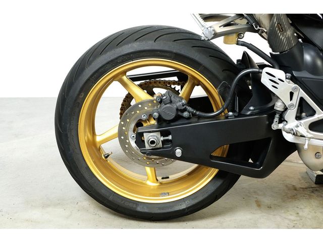 yamaha - yzf-r1