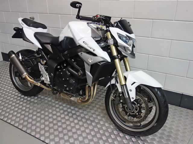 suzuki - gsr-750-a