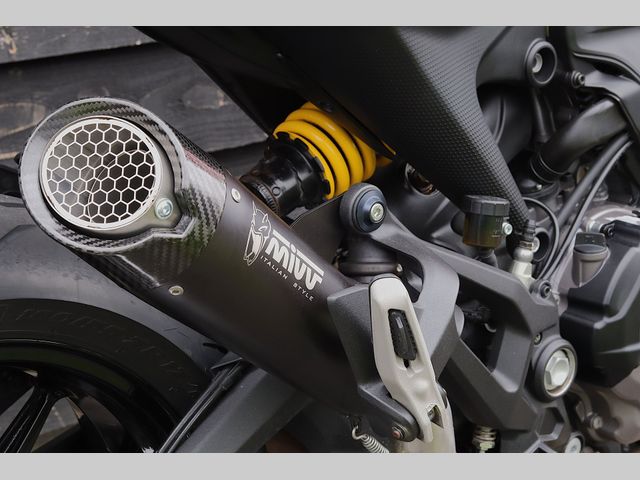 ducati - monster-plus