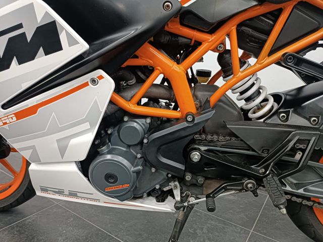 ktm - rc-390
