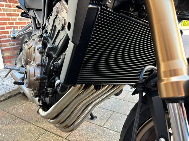 honda - cb-650-r-neo-sports-cafe